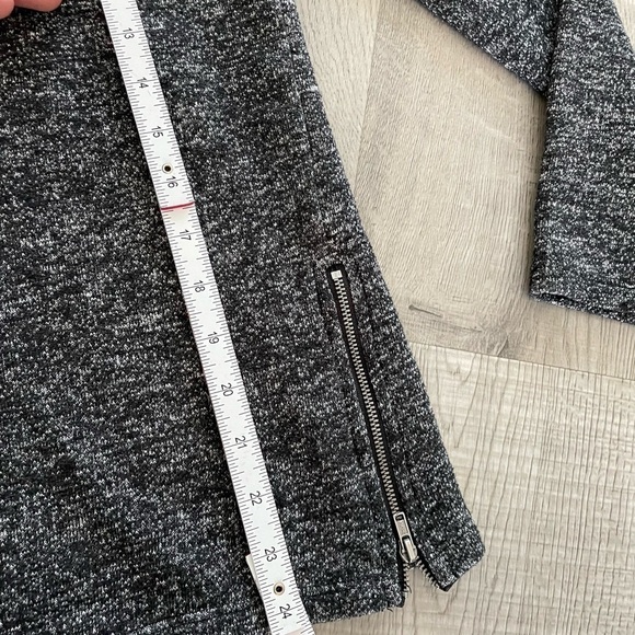 Fabletics Hoodie Sweater size XS - Picture 5 of 7